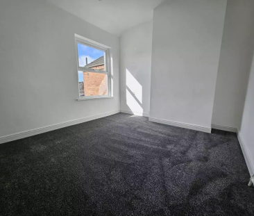 3 bedroom end of terrace house to rent - Photo 6