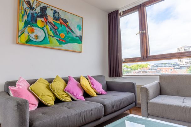 3 Bed Flat, Stourhead House, SW1V - Photo 1