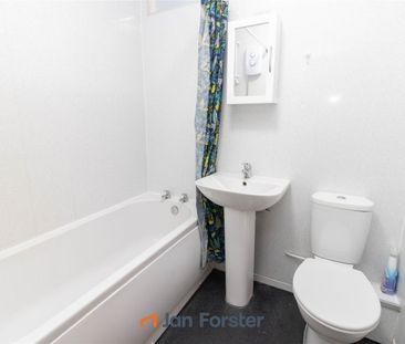 2 Bedroom Flat - Photo 5