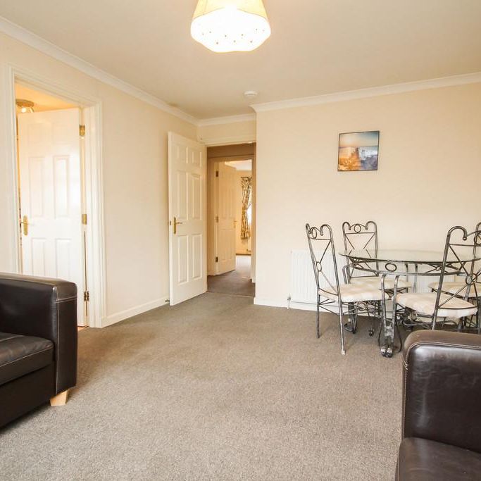 2 bedroom flat to rent - Photo 1