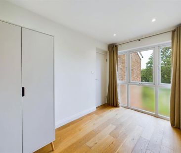 3 bedroom penthouse to rent - Photo 5