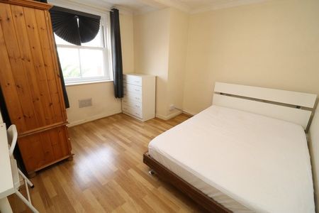 Room in a Shared Flat, Saunders Ness Road, E14 - Photo 3