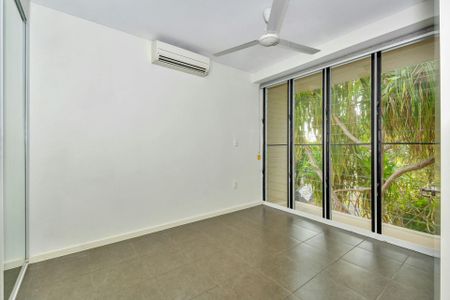 HARBOUR VIEWS - Photo 4