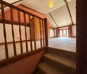 3 bedroom semi-detached house to rent - Photo 5