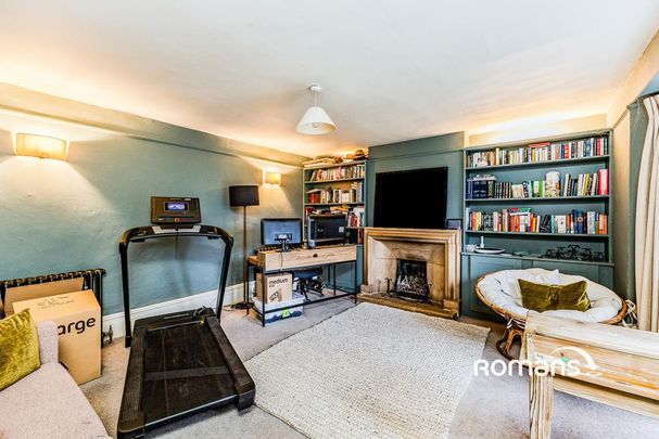 4 bedroom detached house to rent - Photo 1