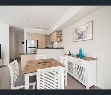 8/12 Leila Street, Cannington, WA 6107 - Photo 6