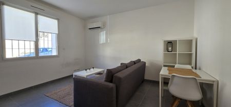 A louer studio 30m² - Photo 2