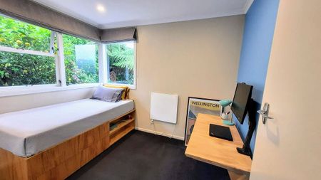 Sunny and private home with a view - Photo 4