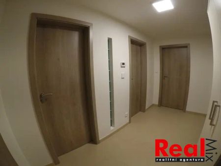 Pronájem, novostavba, byt 2+kk, CP 58 m - Photo 2