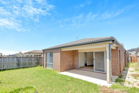 9 Westonbury Drive, 3029, Truganina Vic - Photo 5