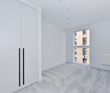 A modern and unfurnished two bedroom apartment in the Horlicks Quar... - Photo 6