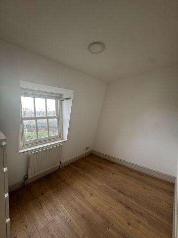 1 Bed Flat, Camden Road, NW1 - Photo 3