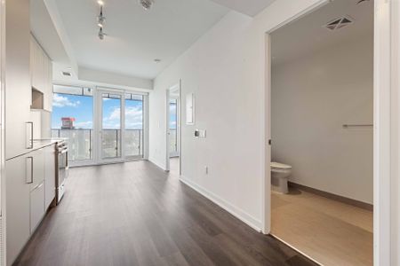 For Lease - 3900 Confederation Parkway Unit# 5111, Mississauga, Ontario - Photo 4