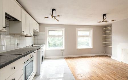 London Road, Maidstone, Kent, ME16 - Photo 2