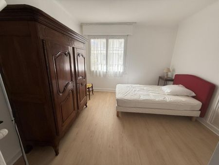 Location Appartement 4 pièces 88m² AIX LES BAINS 73100 - Photo 4