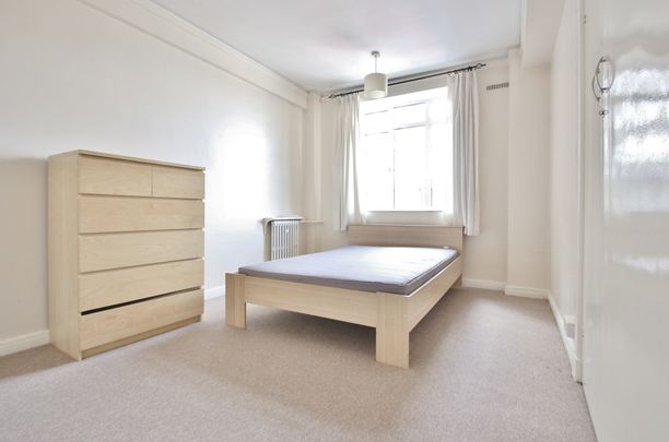 Latymer Court, Hammesrsmith Road, Hammersmith, London, W6 - Photo 1