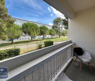 Location Appartement 4 pièces 75m² CASTELSARRASIN 82100 - Photo 5