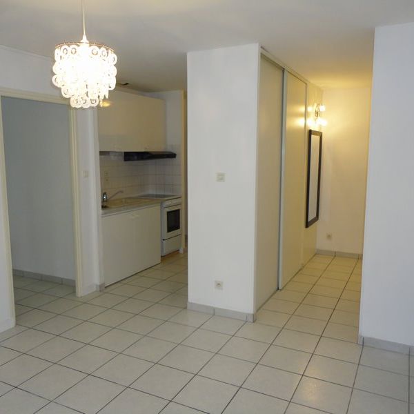 Location Appartement 2 pièces 39m² - Photo 2