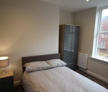 3 Bed - 32 Back Regent Park Terrace, Hyde Park, Leeds - LS6 2FH - S... - Photo 1