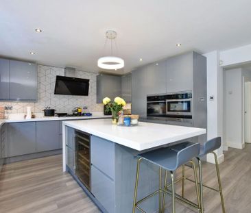 4 bedroom detached house to rent - Photo 5