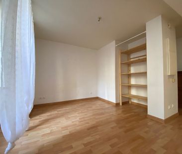 Location Appartement 1 pièce 36m² BESANCON 25000 - Photo 2