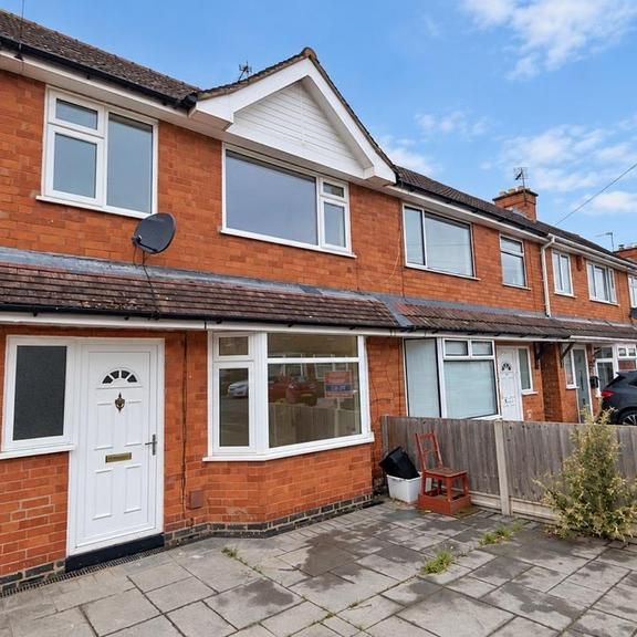 3 bedroom terraced house to rent - Photo 1