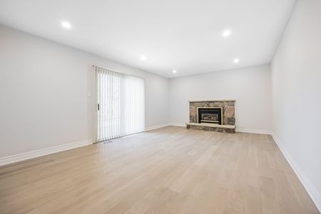 For Lease - 244 Banbury Road, Toronto, Ontario - Photo 4
