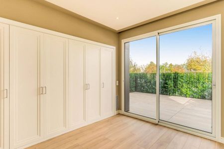 3 room luxury Apartment for rent in Sabadell, Catalonia - Photo 2