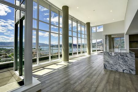 Executive 21st floor Luxury Penthouse - Photo 4