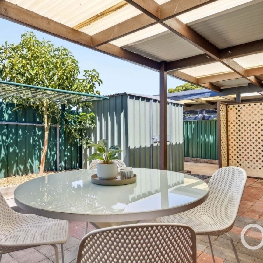 Open the Door To Effortless Style and Everyday Convenience - Photo 1