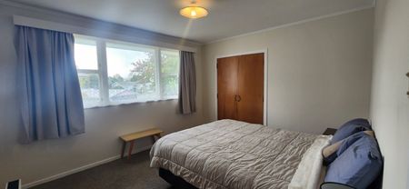 Family-Sized Comfort in Sunnybrook - Photo 2