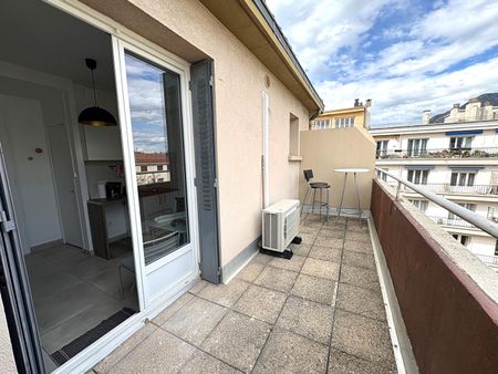 Appartement 1 pièce à louer - Hyper-centre de Grenoble - Photo 3