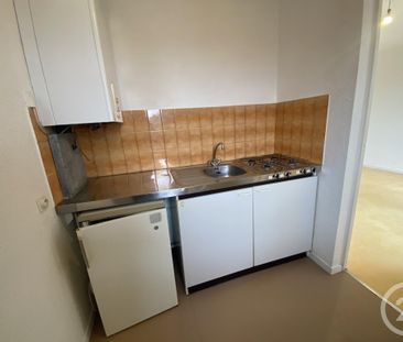 Location Appartement 1 pièce 31m² ST PIERRE DU MONT 40280 - Photo 3
