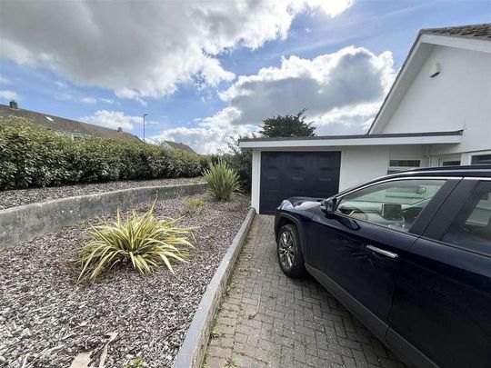 Lewarne Road, Newquay, TR7 - Photo 1