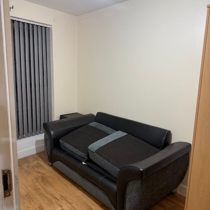 2 Bed Flat, -, B12 - Photo 1