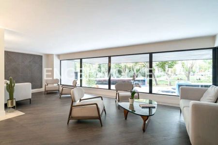 Apartamento de alquiler en Palacio - Foto 3