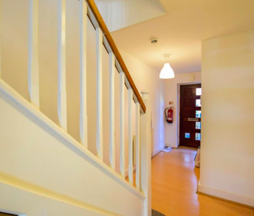 1 bedroom in a house share to rent - Photo 5
