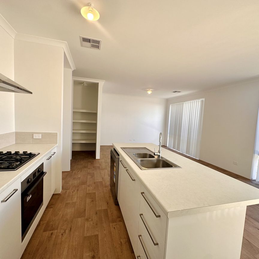 Brand New Family Home in Madora Bay - Photo 1