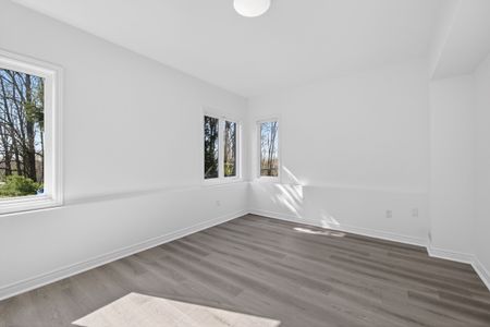 For Lease - 23 Fox Run Drive Unit# A, Puslinch, Ontario - Photo 4