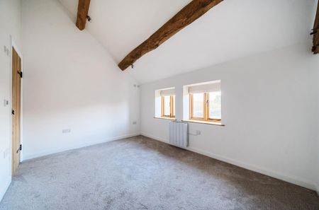 3 bed end of terrace house to rent, Canon Pyon, HR4 - Photo 2