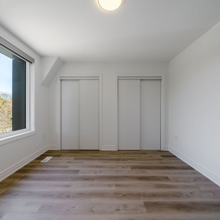 For Lease - 2052 Pharmacy Avenue Unit# 4, Toronto, Ontario - Photo 1
