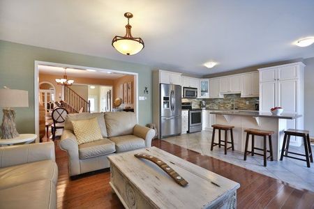 For Lease - 368 Cavanagh Lane, Milton, Ontario - Photo 2