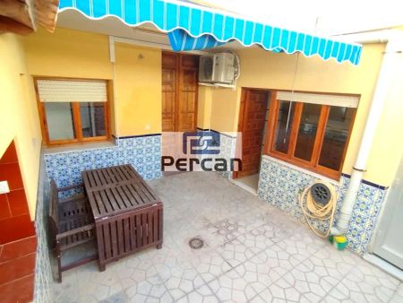 Casa en alquiler en calle de Sant Vicent - Photo 2