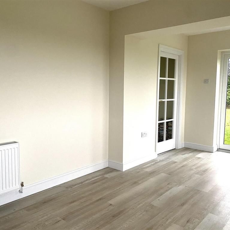 4 bedroom detached house to rent - Photo 1