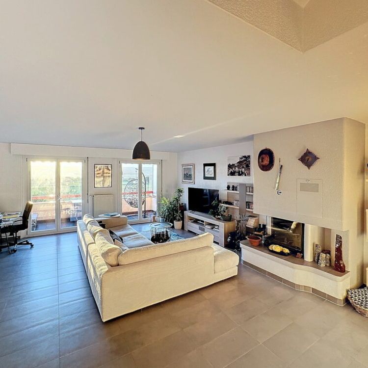 Joli triplex de 5.5 pièces au rez - Foto 1