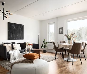 Solstigen, Sollentuna - Photo 1