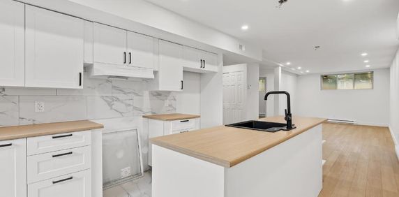 Appartement à louer Rue De Forbin-Janson (offre du 1er mois) - Photo 2