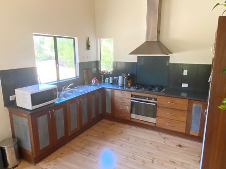 TRANQUIL RETREAT - FURNISHED - Photo 4