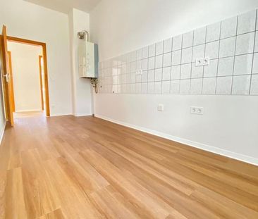 ***ERSTBEZUG NACH SANIERUNG – FAMILIEN AUFGEPASST*** Sehr helle 3-Z... - Photo 3