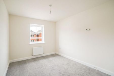 4 bedroom detached house to rent - Photo 5